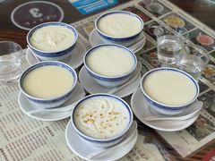 -周大娘牛乳(旧寨古村总店)