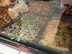 -老六素货(王顶堤店)