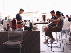 -UNI UNI(环亚凯瑟琳店)