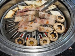 -青松馆韩国料理(香港中路佳世客店)