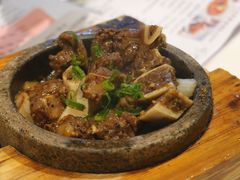 石窝黑椒牛仔骨-虾饺妹·酒家(金碧店)