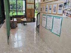 -半岛宠物医院24小时·内窥镜·牙科·碎石中心(府城大道店)