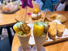 牛油果鲜虾筒-tapas by dos cielos西班牙餐厅(重庆光环购物公园店)