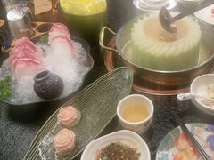 -得意咚瓜·顺德鱼生·冬瓜火锅(深圳首店)
