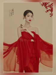 -雪中彩影婚纱摄影·微光艺术中心