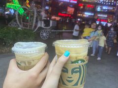 -星巴克(南京弘阳购物中心店)
