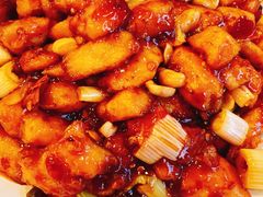-鑫巴蜀小镇 · 水煮鱼专研店(玉桥店)