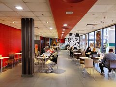 大堂-麦当劳(龙之梦购物中心店)