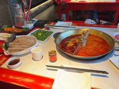 -小龙翻大江文化火锅(宽窄店)