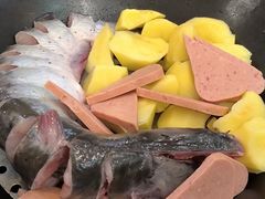 -老刘生态大鱼坊铁锅炖鱼(赛马场店)