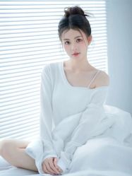 -梦摄影少女写真馆(麦凯乐国际公寓A座店)