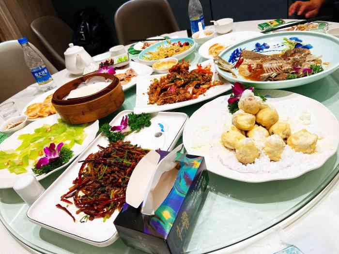 水上渔港-"多年前我跟先生就来过这里,如今从新装修了.