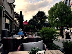 -ELI FALAFEL Lebanese&Mediterranean黎巴嫩美食(富城路店)