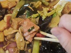 -拿渡麻辣香锅(世茂广场·工三店)