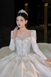 -不晚国际婚纱礼服