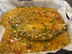 -顶峰夜宴·龙虾烧烤大排档(九江学院店)