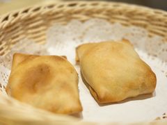 馕坑烤包子-巴扎美食·新疆菜·西域歌舞表演餐厅(新疆大厦店)