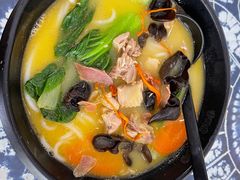-桥香园过桥米线(国贸店)