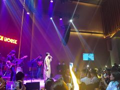 -TZ House音乐现场(来福士中心店)