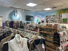 -上海路易十四芭蕾良品舞蹈用品店(美丽华商务中心店)