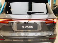-理想汽车(世纪汇店)