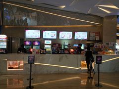 -英皇UA电影城(虹桥天地店)