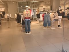 -H&M(鹏欣水游城店)