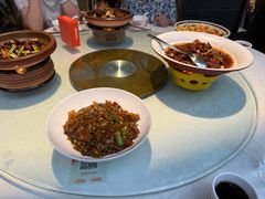 -阿瓦山寨·湘菜现炒·剁椒鱼头王(咸阳总店)