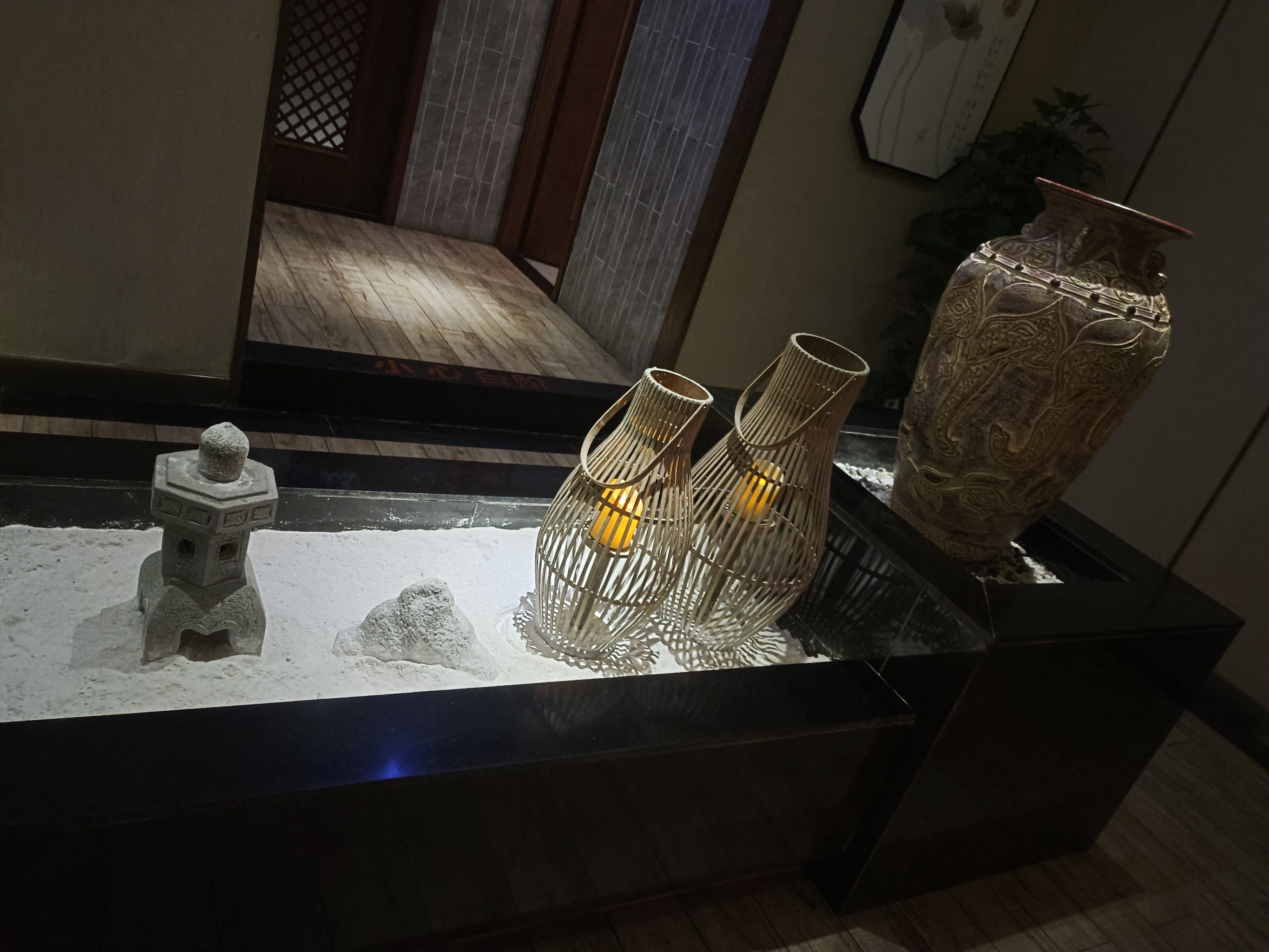 这里的头部按摩,足浴以及精油开背都是非常