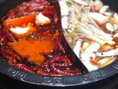 菌汤鸳鸯锅-渝味晓宇火锅(合川路店)