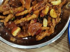 -江城燕子大排档(江汉路步行街店)