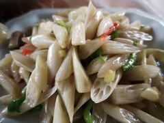 藕带-五七小李子油焖大虾(总店)