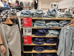 -优衣库(东莞东城万达广场店)