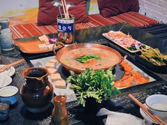 -哈吱喂丽江火塘·牦牛火锅(五一街店)