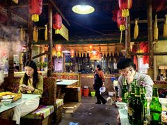 -鱼窝棚柴火铁锅炖(富山屯店)