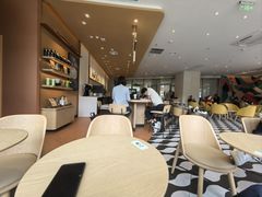 -星巴克臻选(莘庄仲盛店)