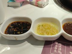 -洪氏嗨捞·广东猪肚鸡·椰子鸡火锅(西咸万象城店)