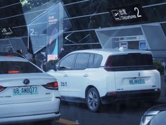 -深圳宝安国际机场
