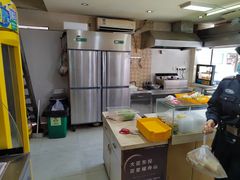 -味中味休闲小吃(同济路店)