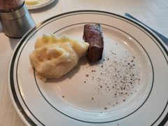 -Wolfgang’s Steakhouse 沃夫冈牛排馆(上海白玉兰广场店)