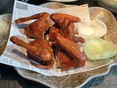 -蝴蝶里·粤菜·点心(滨江龙湖店)