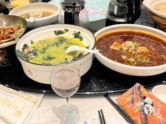-香山湖家家宴(中山陵店)