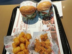 -The Habit Burger Grill 哈比特汉堡(复兴soho店)