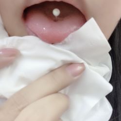 -花师傅专业手穿耳洞打耳洞穿孔