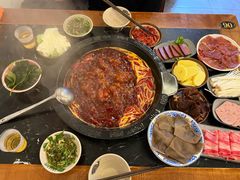 -重庆川渝肥妹火锅