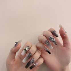 -Fanni美甲美睫皮肤管理