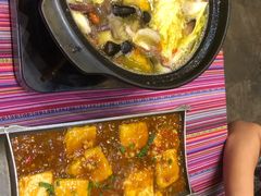 -香巴拉云南餐厅(华莱坞店)