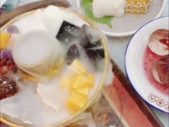 -五条人糖水铺(大汉口美食城店)