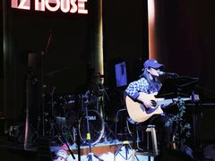 -TZ House音乐现场(来福士中心店)