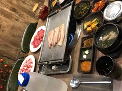 -香猪坊韩国烤肉专属门店(魏公村店)
